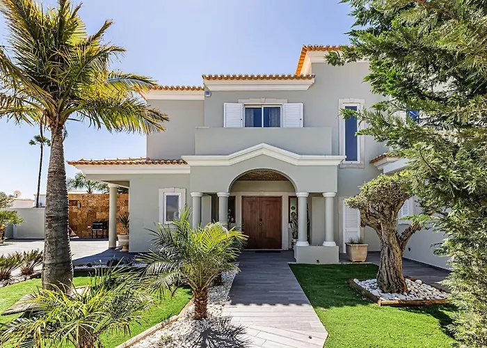 Quiet Near The Beach, Opcional Heated Pool