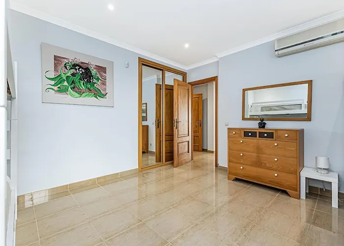 Villa Quiet Near The Beach, Opcional Heated Pool