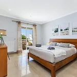 Quiet Near The Beach, Opcional Heated Pool * アルブフェイラ