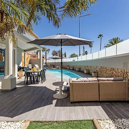 Quiet Near The Beach, Opcional Heated Pool ヴィラ アルブフェイラ